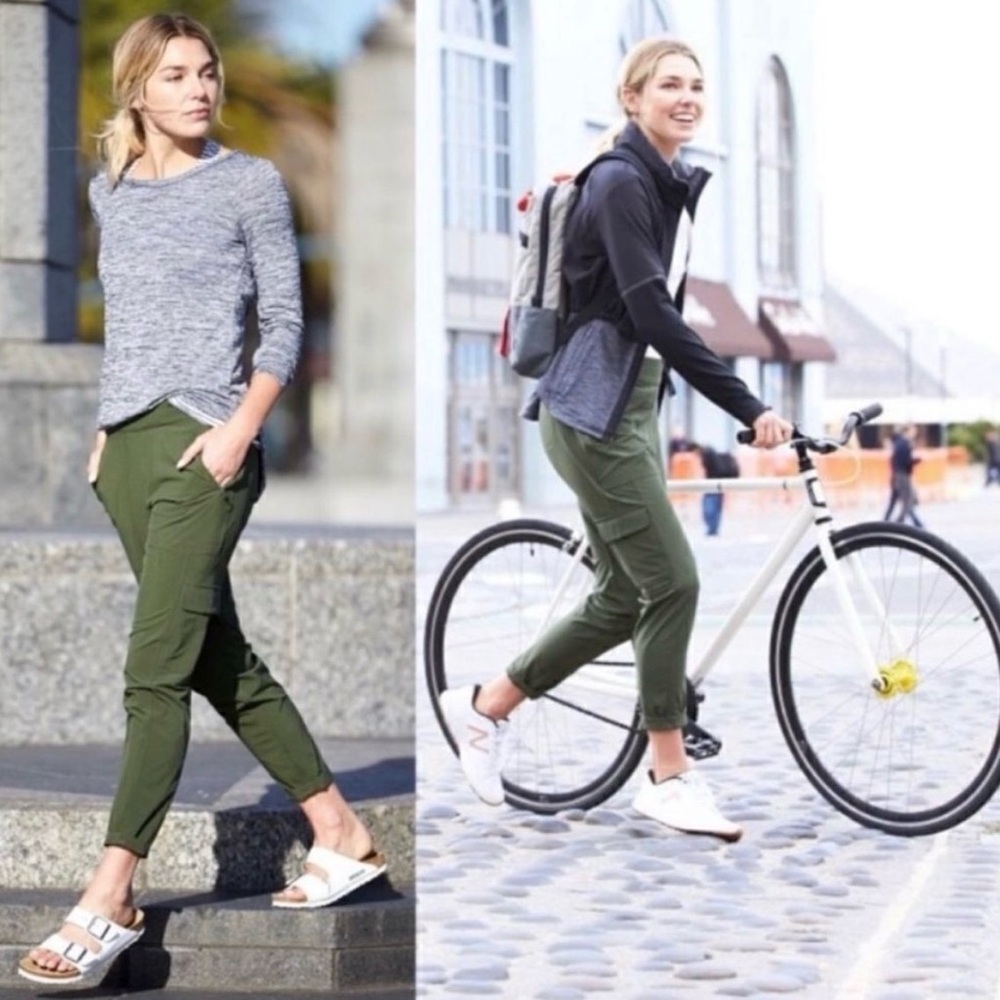 Athleta Chelsea Olive Green Jogger Pants